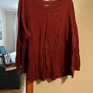 Old navy long sleeve shirt